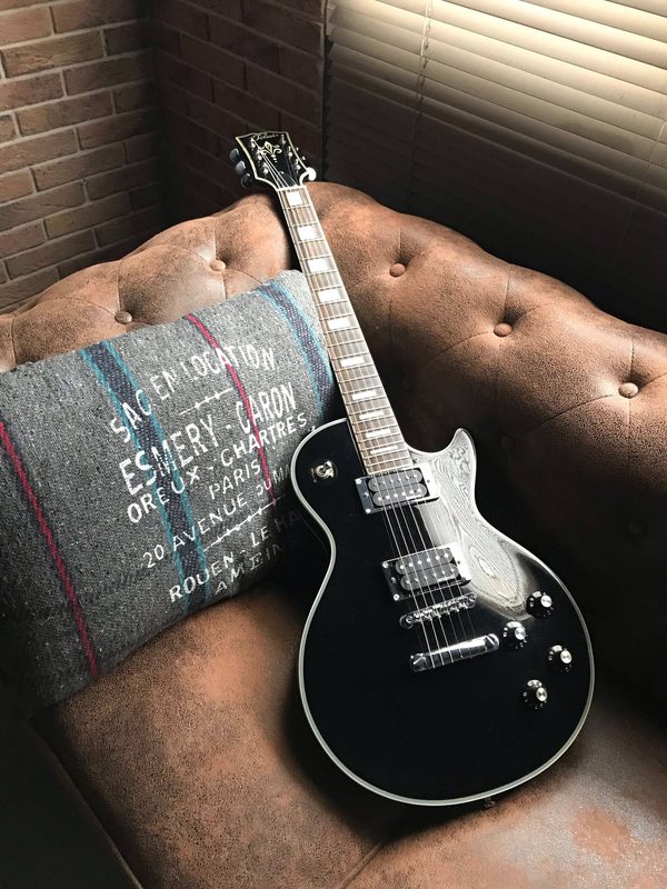 Comment donner des cours de guitare à un enfant a paris ?